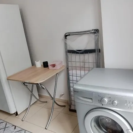 Apartament Family Apatment Cheap Vacation House - Be My Guest *
