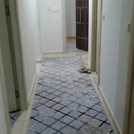 Family Apatment Cheap Vacation House - Be My Guest *